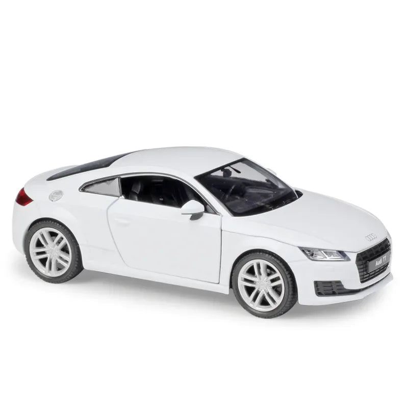 Audi Q5 & R8 Premium 1:24 Scale Diecast Collection – 2-Model Set | JD Global Supply